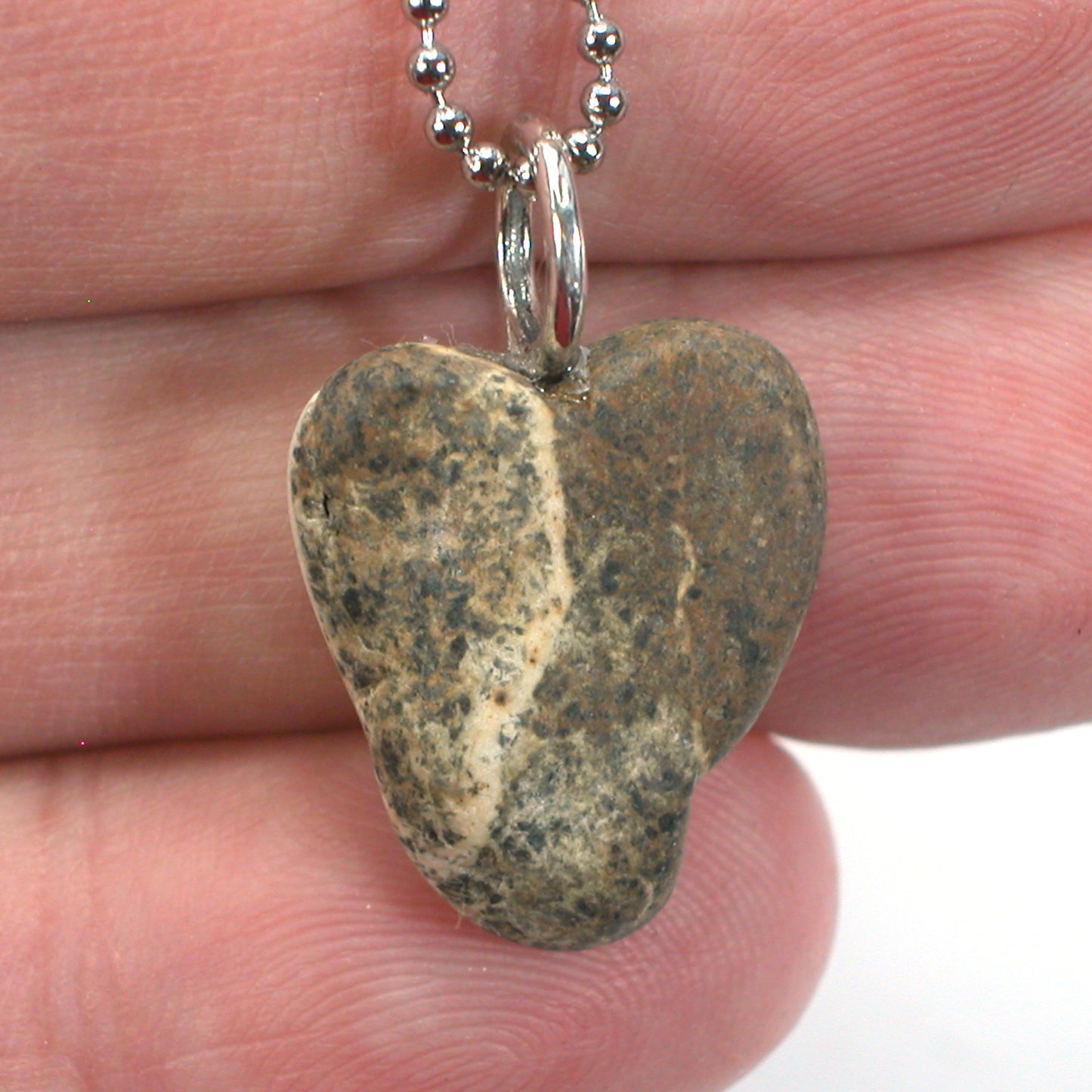 DVH Wolf Creek Radical Faerie Healed Heart of Stone Bead Pendant 20x17x6 (5444) Queer Magic